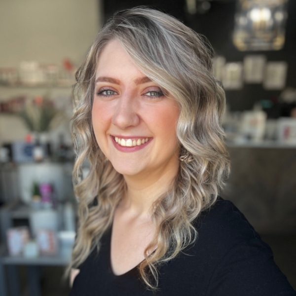 Karlee headshot
